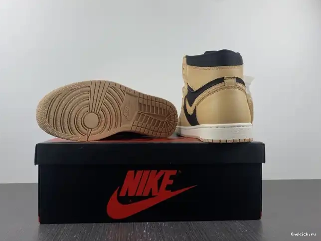 One Kick Jordan Heirloom 1 Air 555088-202 High OG 0624